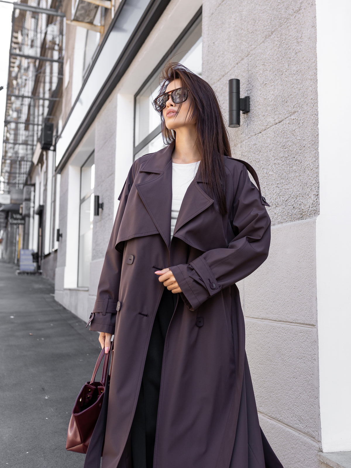 Тренч oversize з сучасним силуетом 🤎