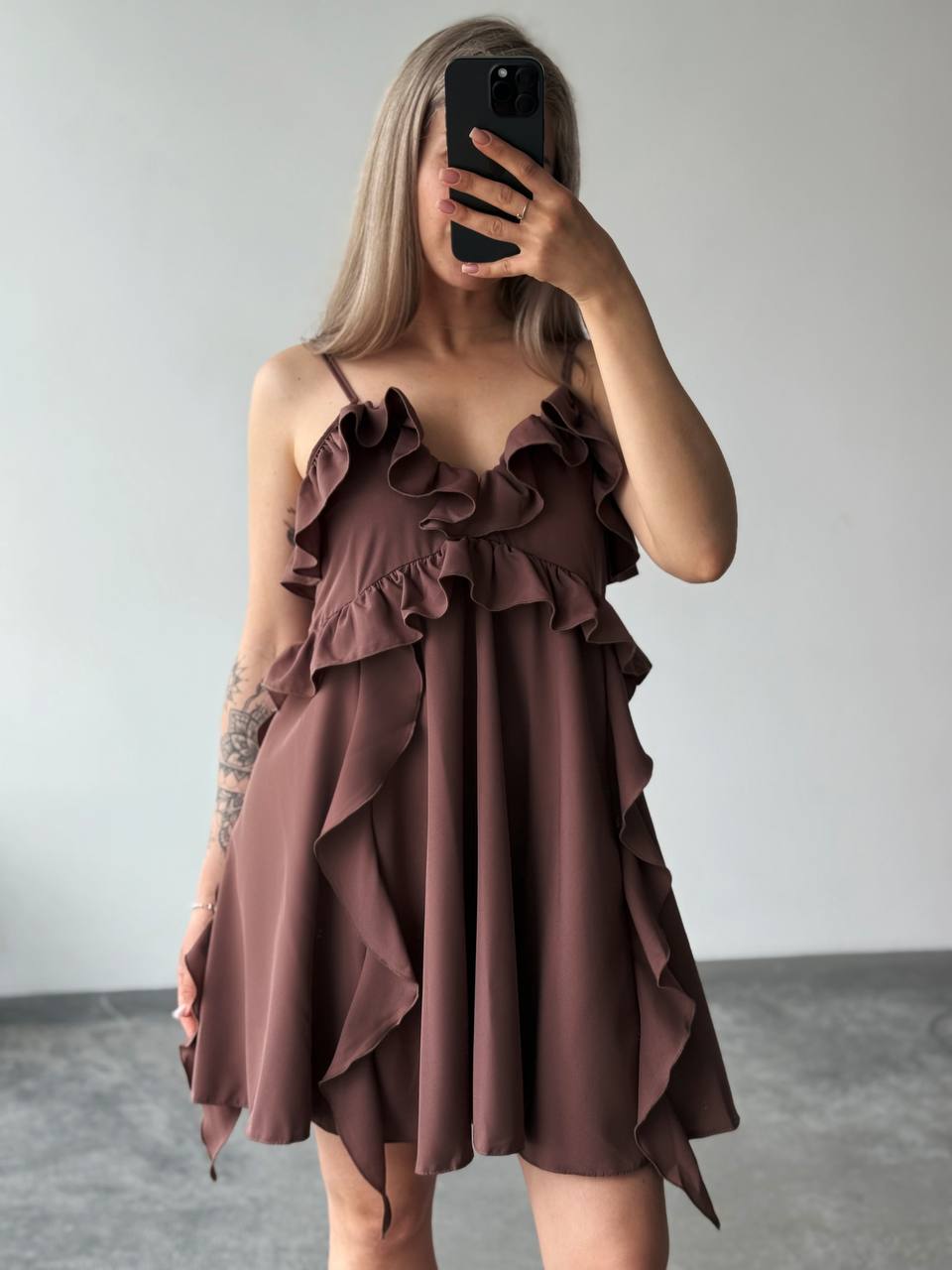 Неймовірна сукня в стилі бохо з воланами 😍